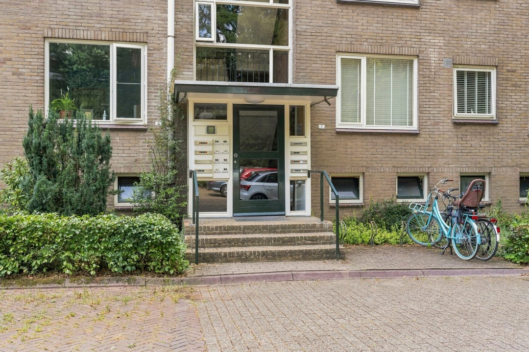 Photo 26 of Franckstraat 7-4