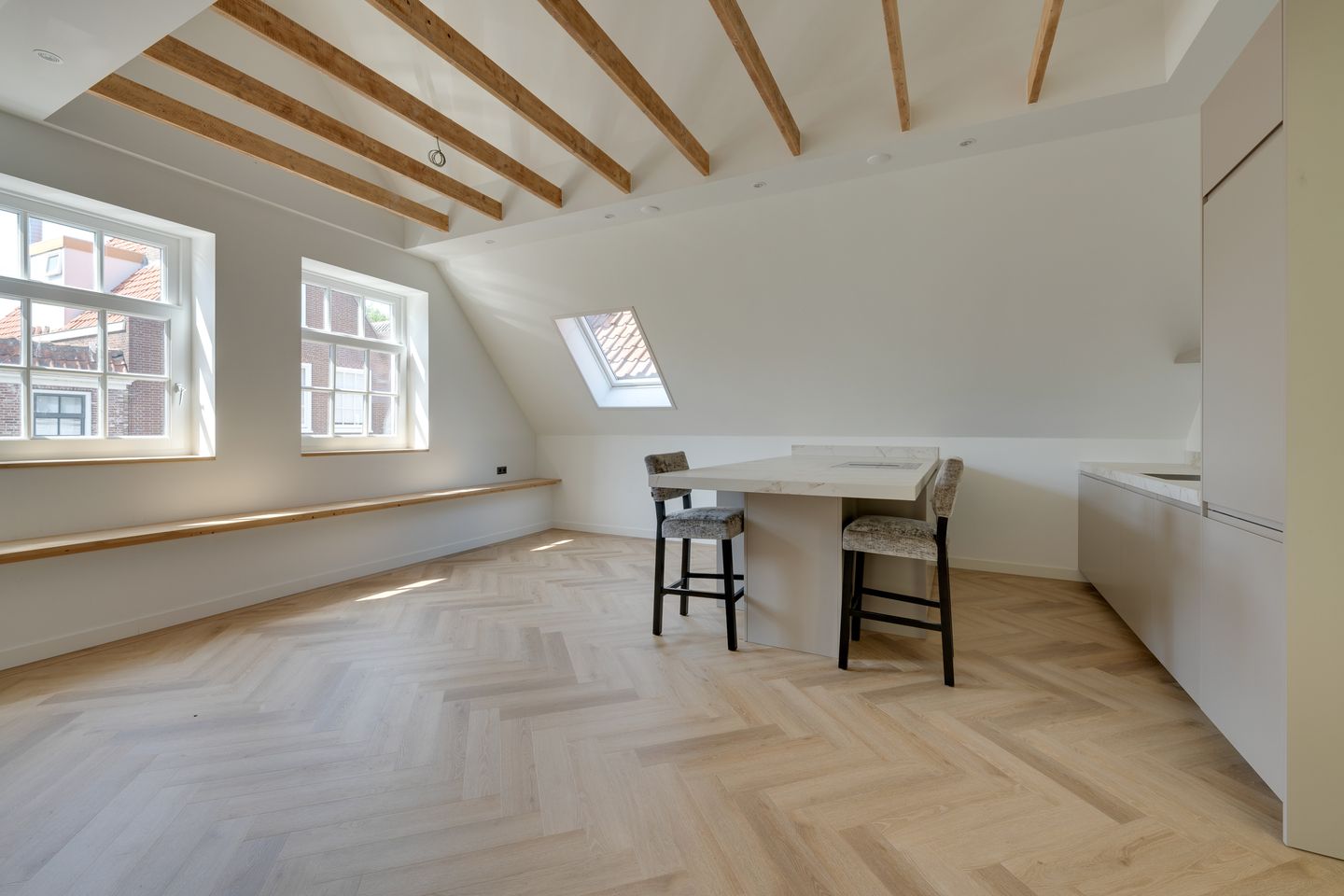 Photo 19 of Noordeinde 40-A