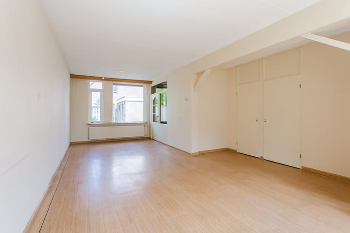 Tussenwoning te koop: Buizerdlaan 24, Nijkerk