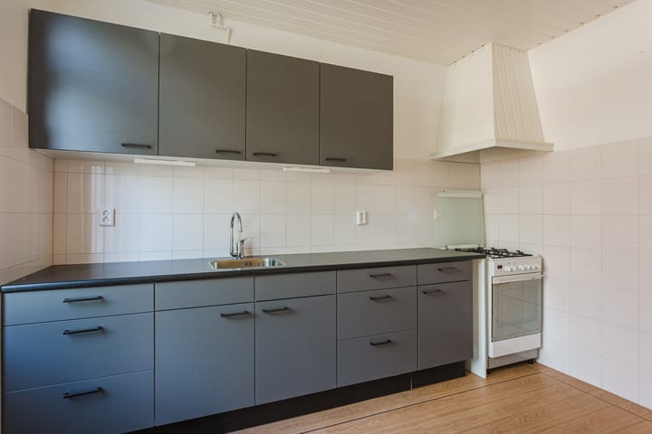 Tussenwoning te koop: Buizerdlaan 24, Nijkerk