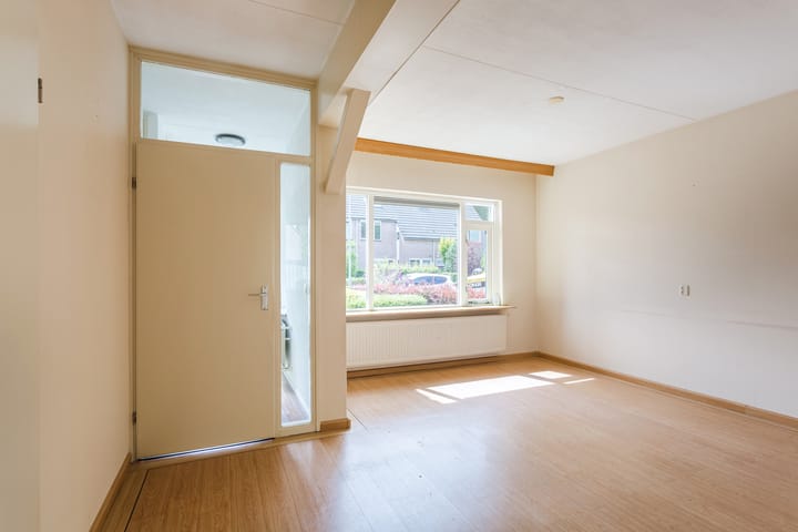 Tussenwoning te koop: Buizerdlaan 24, Nijkerk