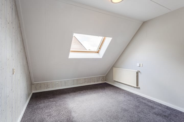 Tussenwoning te koop: Buizerdlaan 24, Nijkerk