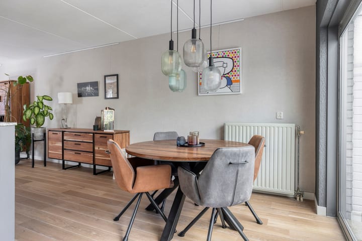 Tussenwoning te koop: Amnestylaan 4, Middelburg