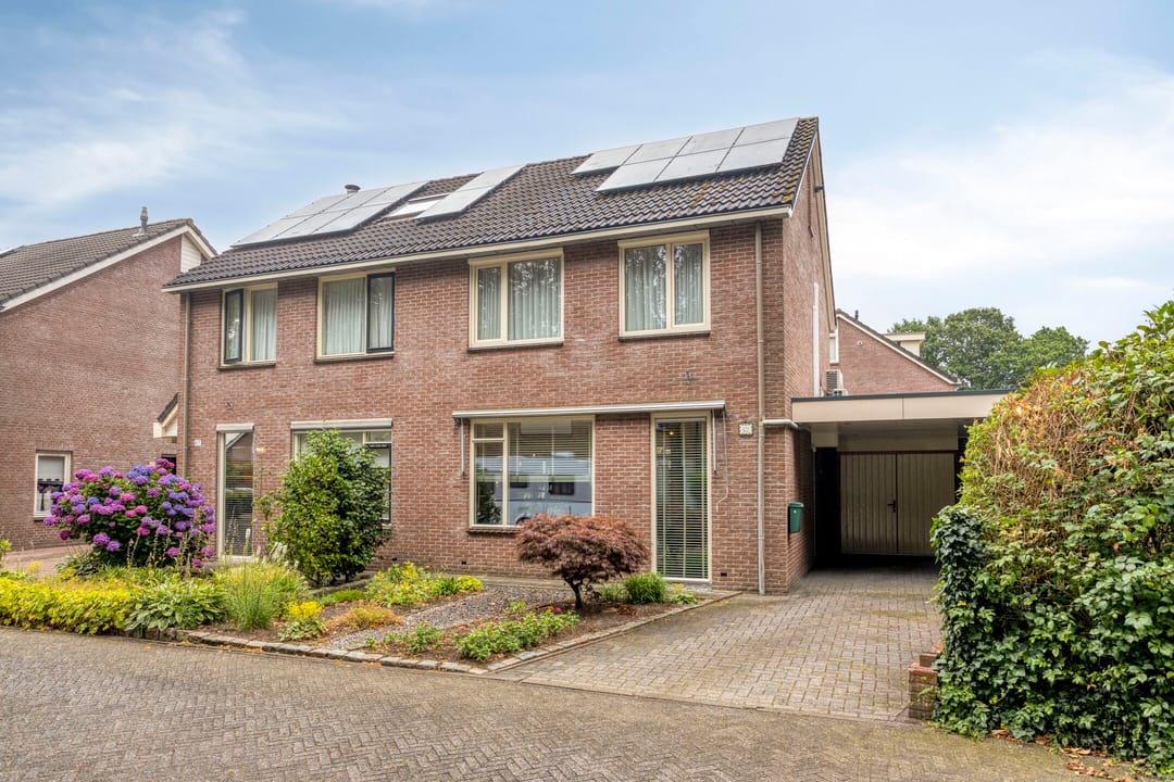 Foto 41 van Pastoor Petersstraat 69