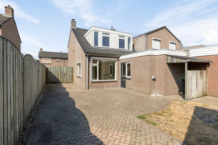 Foto 4 van Beatrixstraat 11