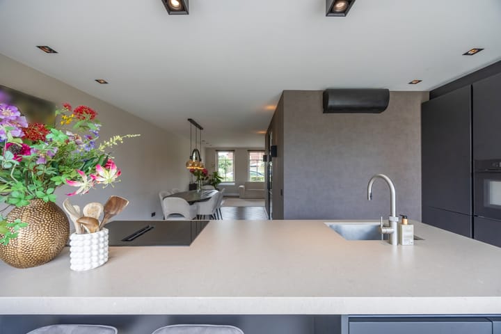 Vrijstaande woning te koop: J.H.Burgerlaan 26, 'S-Graveland