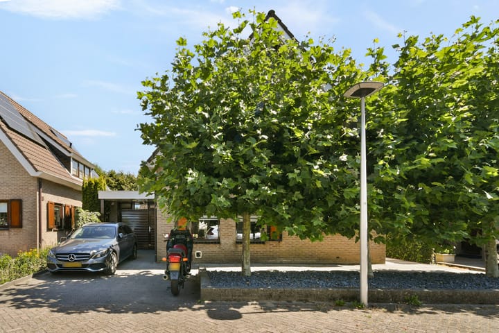 Vrijstaande woning te koop: Willem van Ewijcklaan 6, Hendrik-Ido-Ambacht