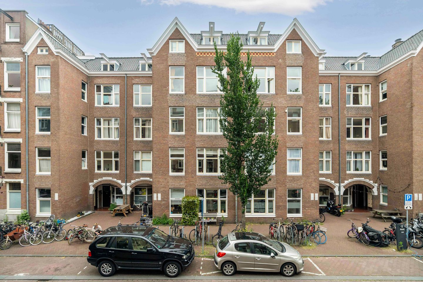 Photo 29 of Madurastraat 70-1