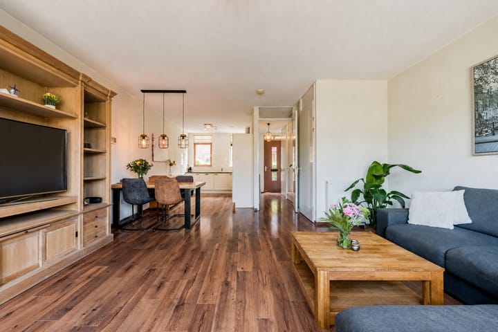 Tussenwoning te koop: Citroenvlinderstraat 77, Aalsmeer