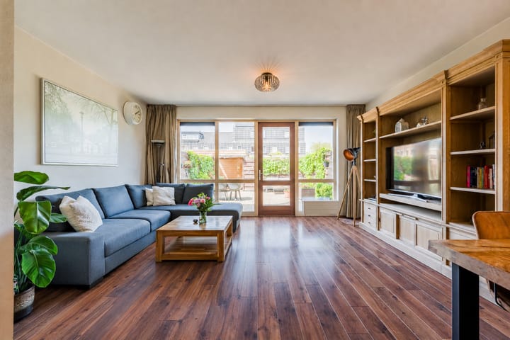 Tussenwoning te koop: Citroenvlinderstraat 77, Aalsmeer