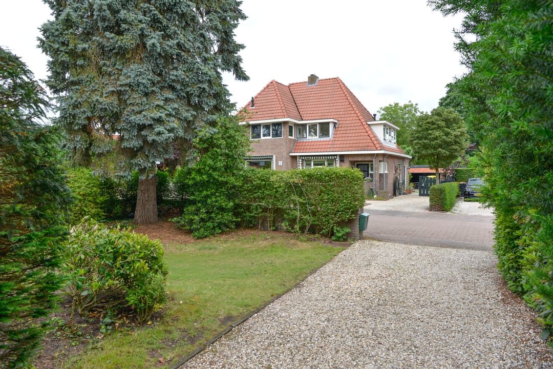 Photo 37 of Hooghuizenweg 25