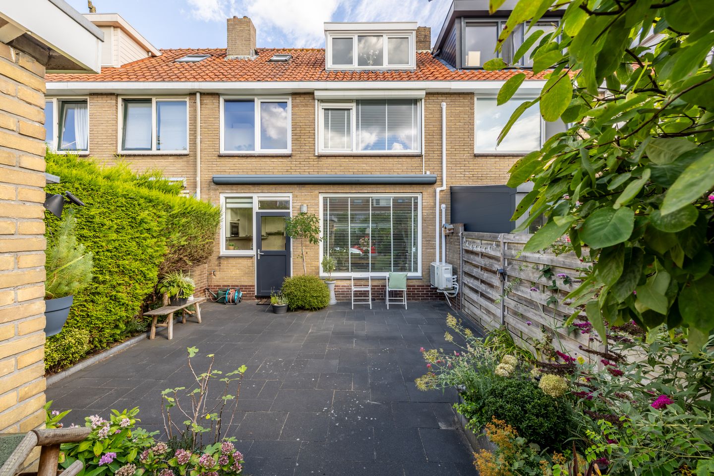 Photo 4 of Eemstraat 12