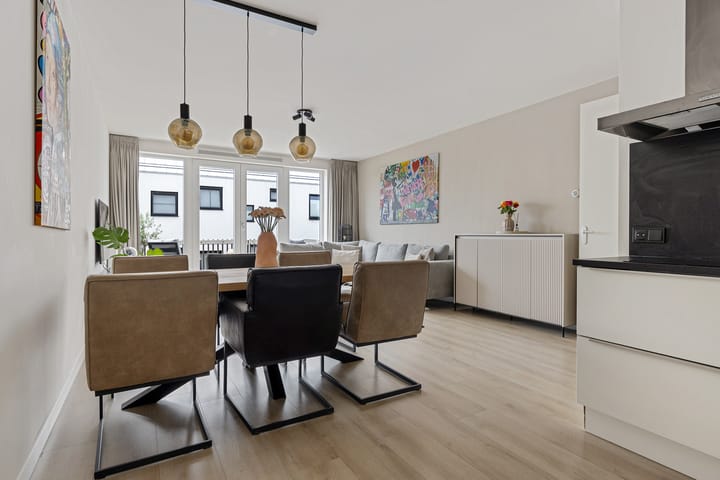 Appartement te koop: Frankrijkkade 272, Almere