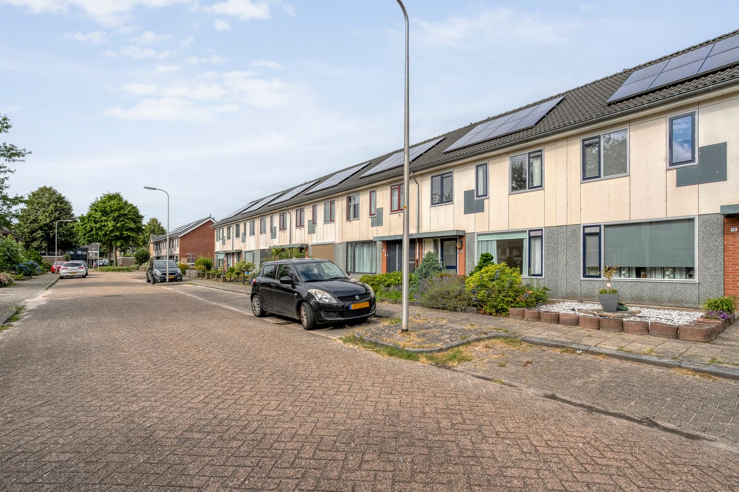 Foto 40 van Graaf van Rechterenstraat 18
