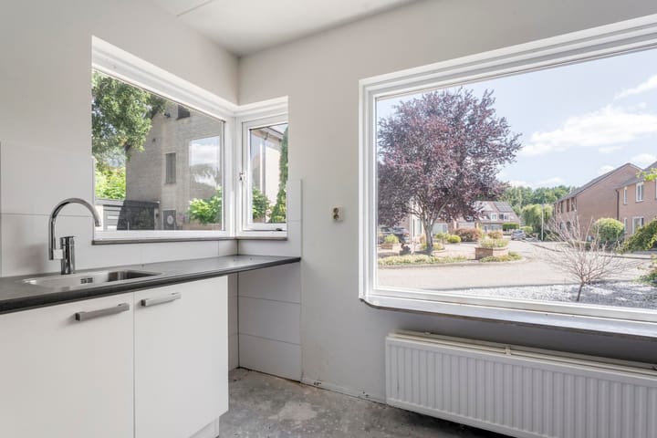 Hoekwoning te koop: Oeverlanden 1, Steenwijk