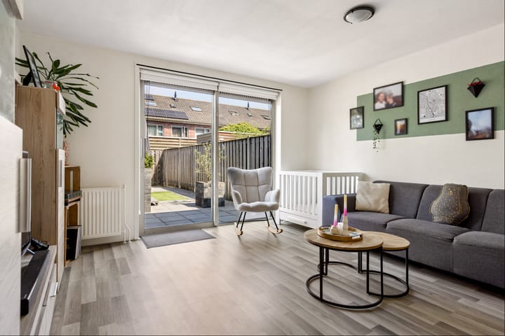 Tussenwoning te koop: Jan Rijksenstraat 14, Almere