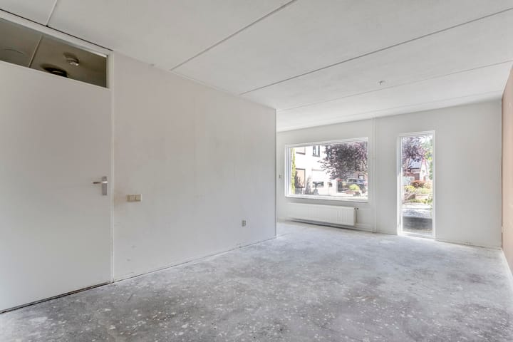 Hoekwoning te koop: Oeverlanden 1, Steenwijk