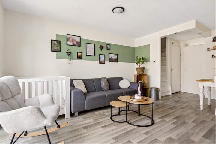 Tussenwoning te koop: Jan Rijksenstraat 14, Almere