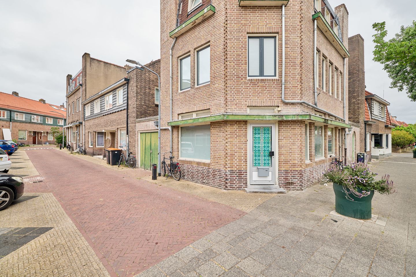 Photo 19 of Professor Poelsstraat 55-C