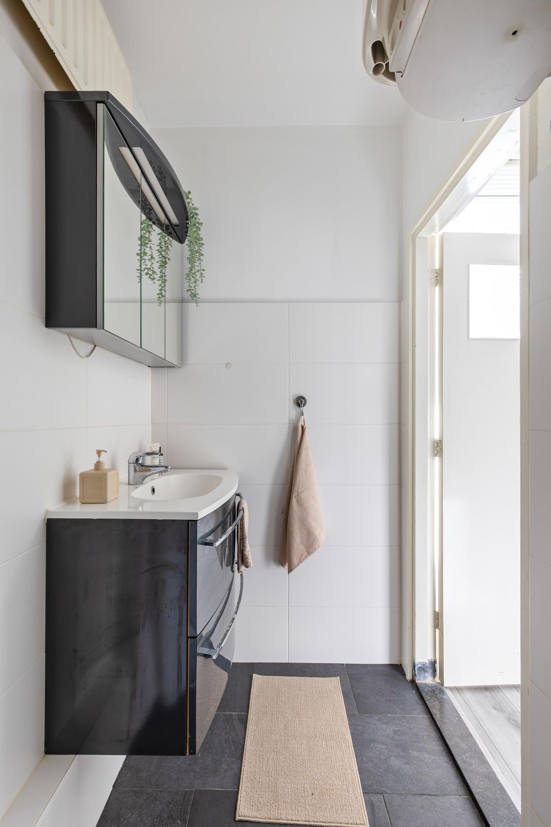 Photo 17 of Van Lenneplaan 333