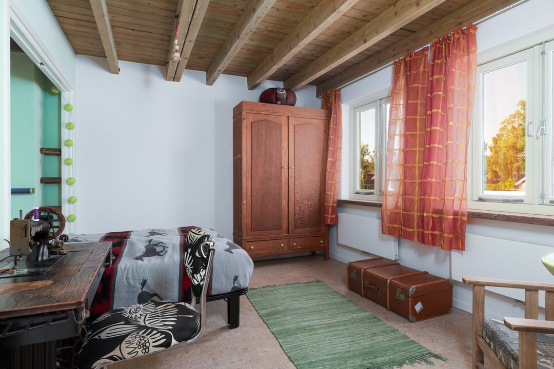 Photo 38 of Van der Waalslaan 4