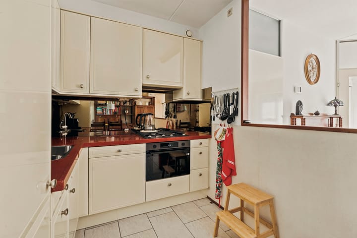 Tussenwoning te koop: Hammarskjöldstraat 171, Hoofddorp