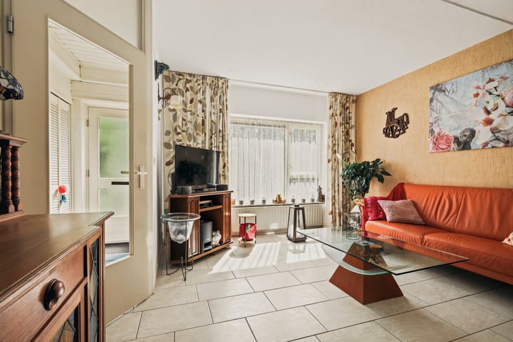 Tussenwoning te koop: Hammarskjöldstraat 171, Hoofddorp