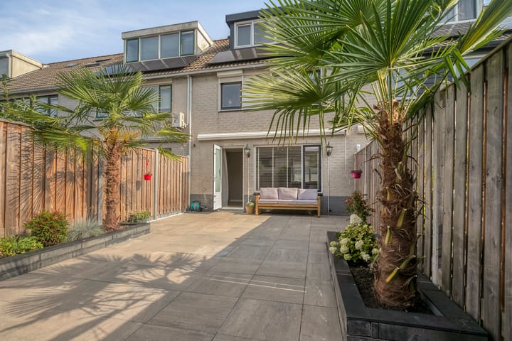 Foto 4 van Carusostraat 7