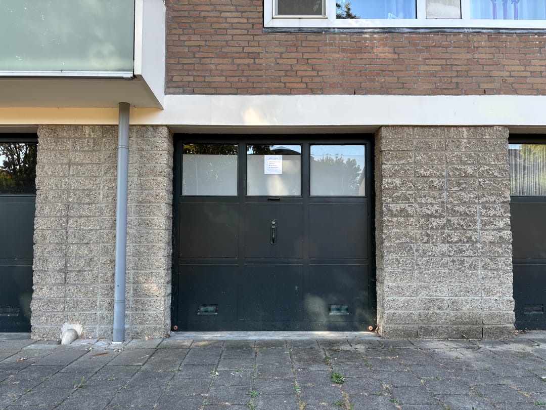 Photo 1 of Ambonstraat 11