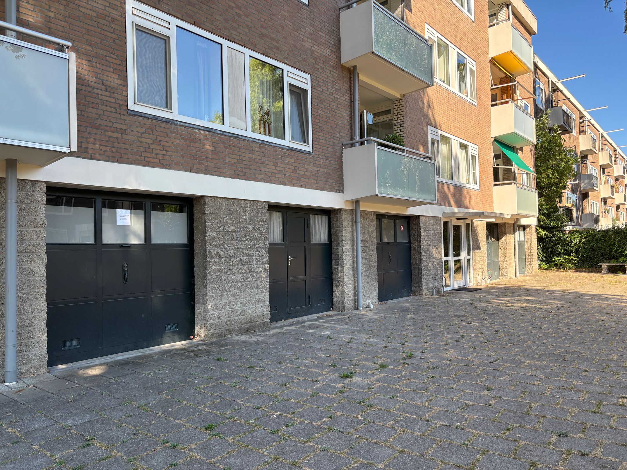 Photo 6 of Ambonstraat 11
