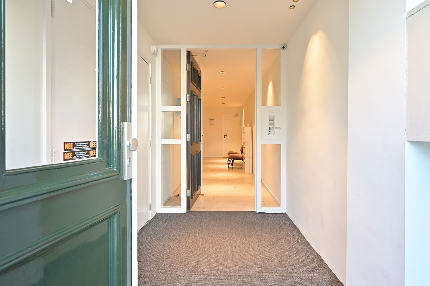 View photo 3 of Mauritskade 33