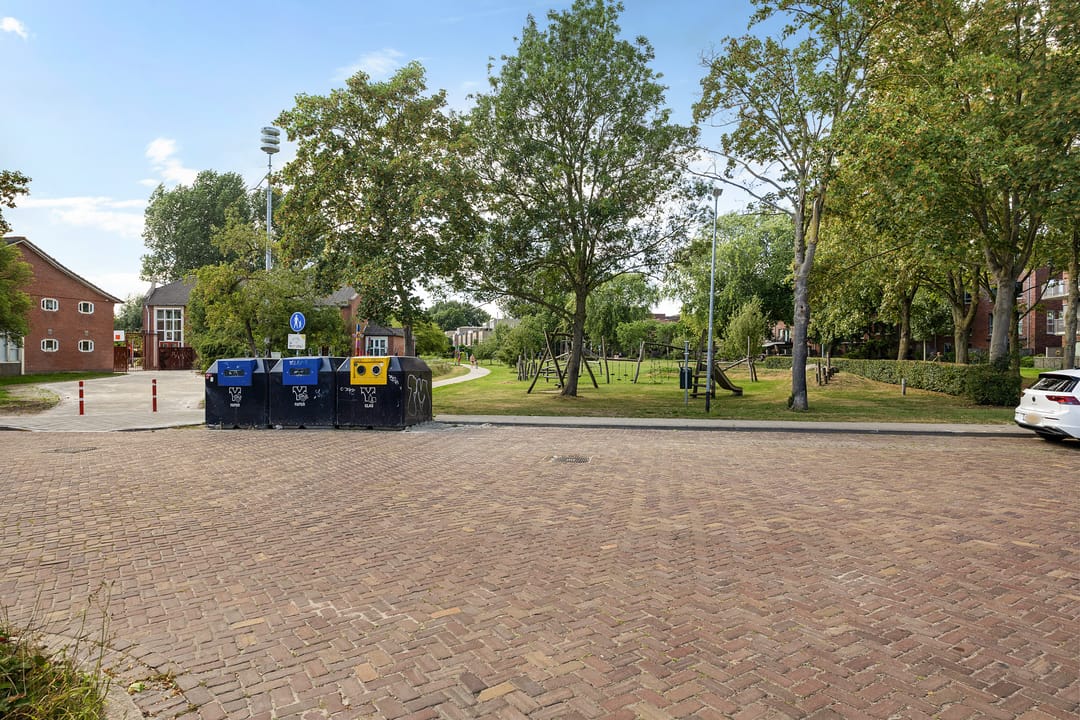 Foto 37 van Oosterhamriklaan 12-A