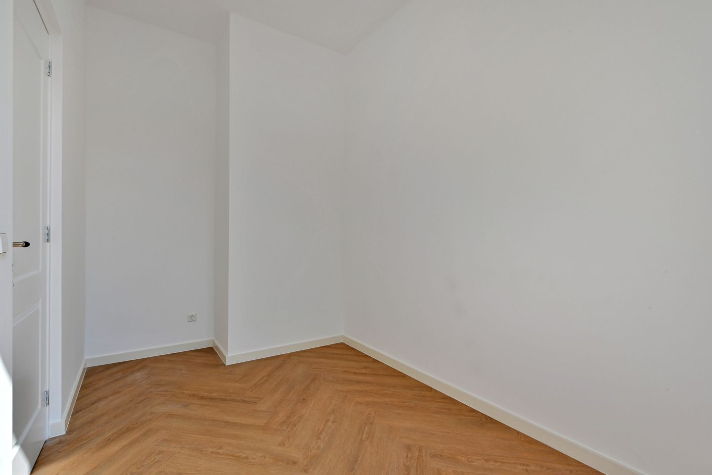 Photo 20 of Van Loostraat 142