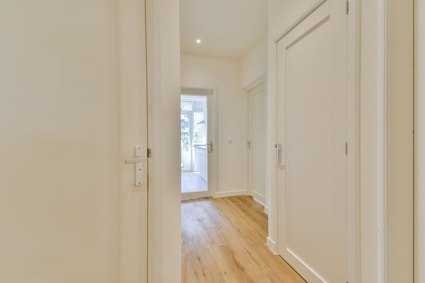Foto 4 van Sassenheimstraat 71-H