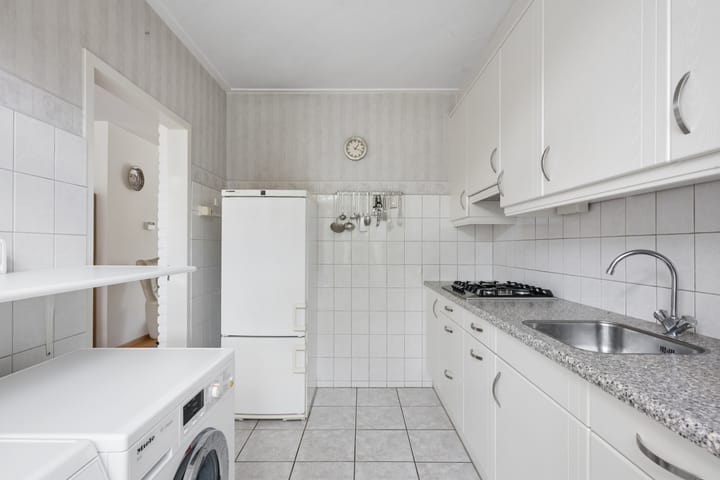 Tussenwoning te koop: Hendric Stevinstraat 8, Harderwijk