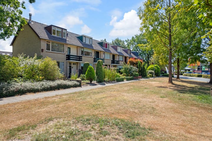 Hoekwoning te koop: Herderlaan 29, Ermelo