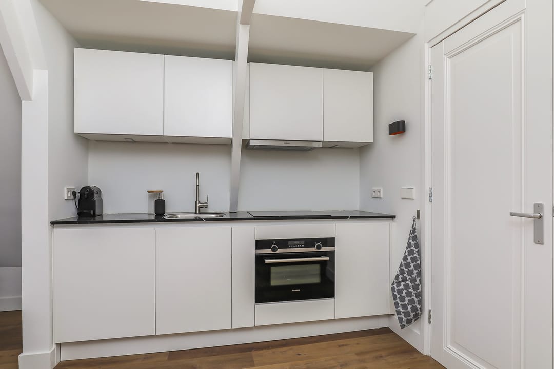 Photo 11 of Jacob van Lennepstraat 64-4B