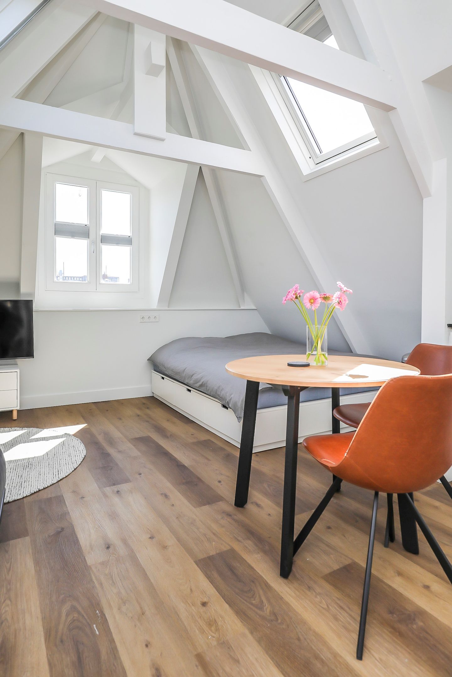 Photo 4 of Jacob van Lennepstraat 64-4B