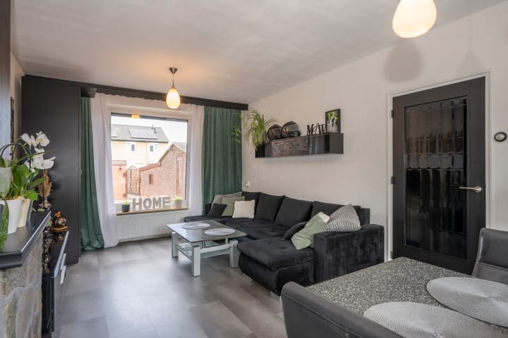 Tussenwoning te koop: Oude Landgraaf 78, Landgraaf