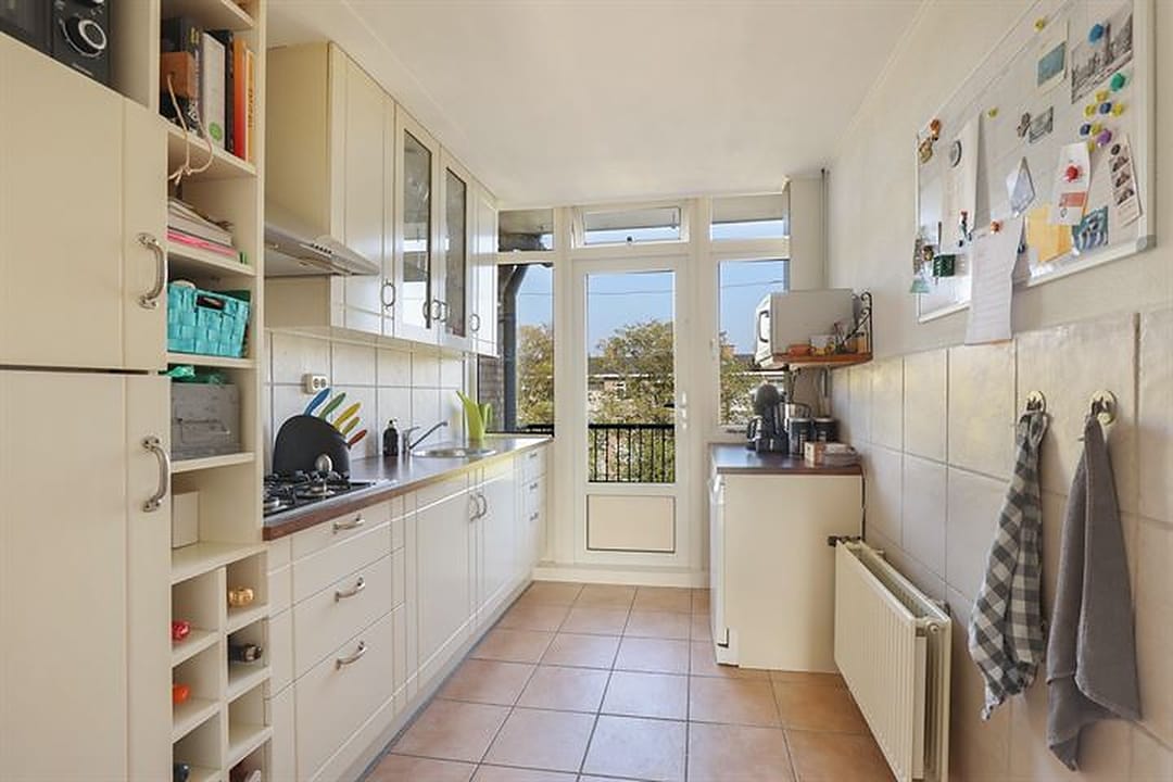 Photo 7 of Carel van Manderstraat 45
