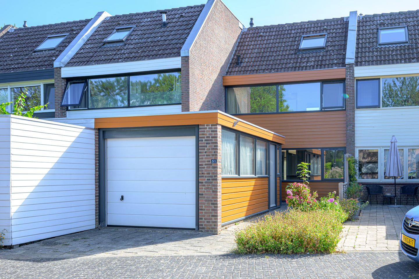 Foto 1 van Leeuwerikstraat 56