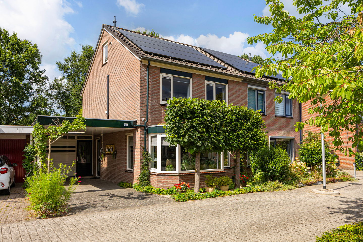 Foto 49 van Delhezstraat 19