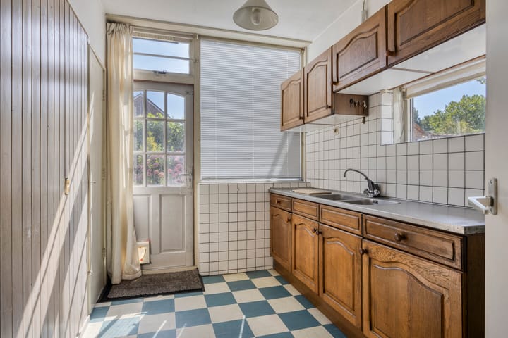 Hoekwoning te koop: Akeleiweg 12, Zwolle