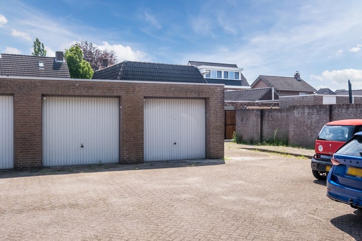 Tussenwoning te koop: De Gaspeldoorn 13, Bladel