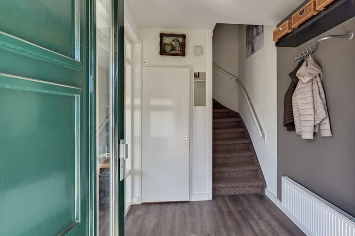 Tussenwoning te koop: Jan Azn. Leeghwaterstraat 8, Harderwijk