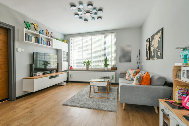 Tussenwoning te koop: Kalorama 125, Hoofddorp