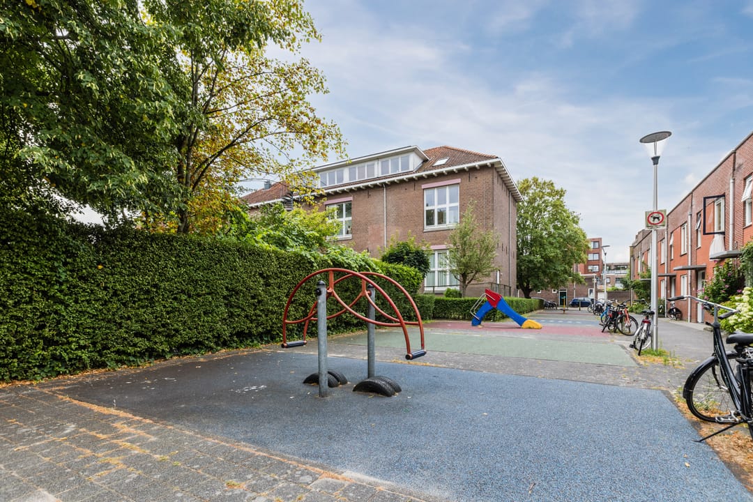 Photo 28 of De Savornin Lohmanstraat 15-A