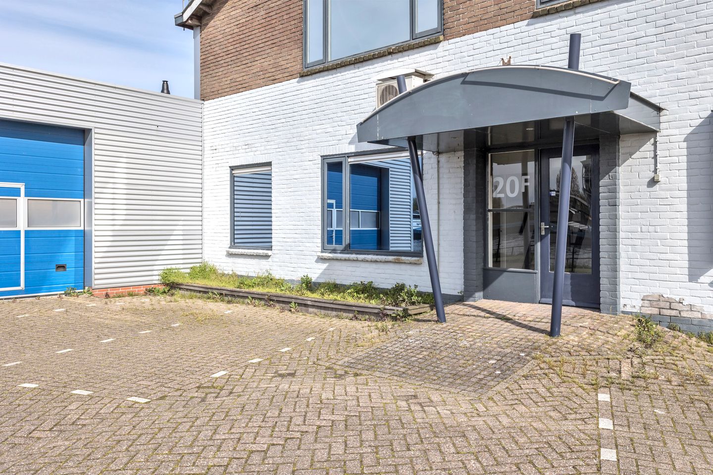 Bekijk foto 4 van Mr. W.M. Oppedijk van Veenweg 20-F