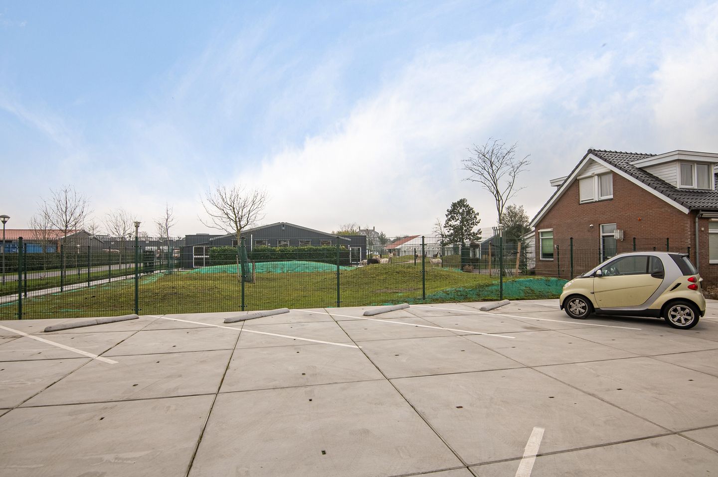 View photo 2 of Heermanszwet 18