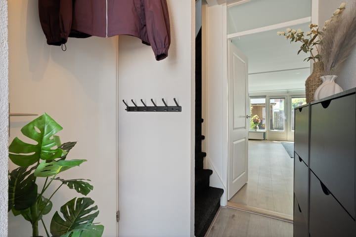 Foto 4 van Van Leeuwtemarke 22
